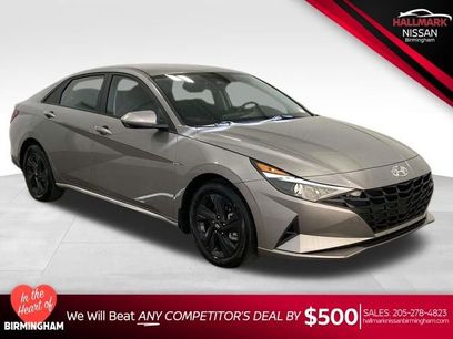 Used 2023 Hyundai Elantra SEL