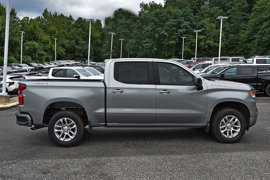 Used 2026 Chevrolet Silverado 1500 RST AWD/4WD image 6