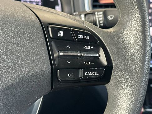 Used 2018 Hyundai Ioniq Blue FWD image 38