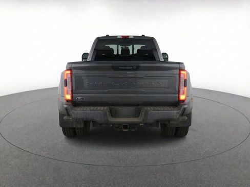 Used 2025 Ford F450 Platinum w/ FX4 Off-Road Package AWD/4WD image 6