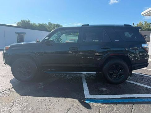 Used 2020 Toyota 4Runner SR5 RWD image 4