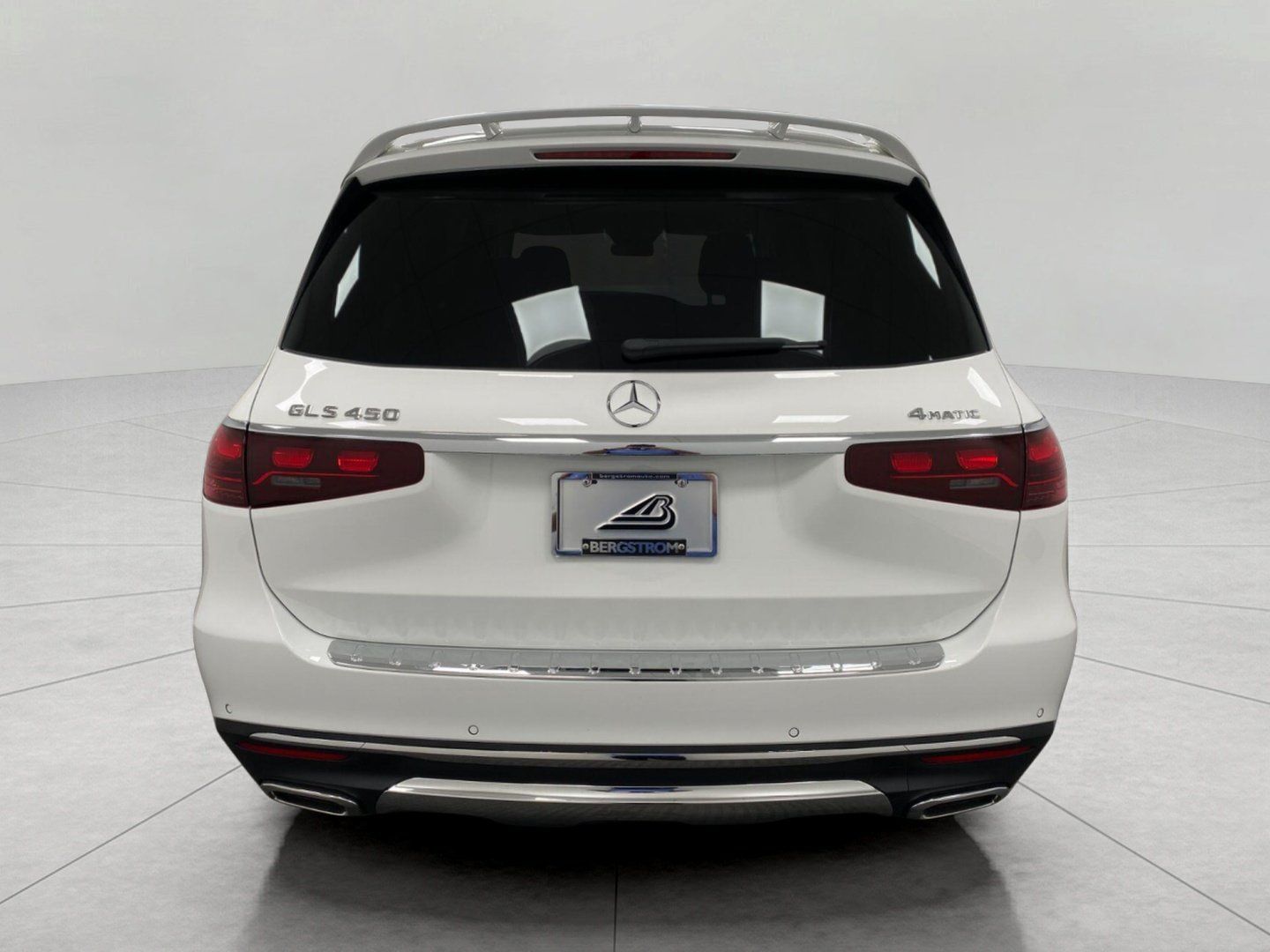 Certified 2026 Mercedes-Benz GLS 450 4MATIC image 5