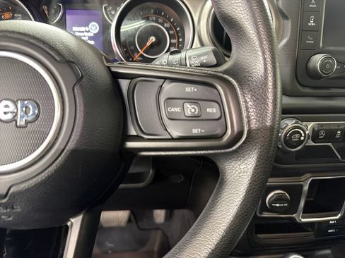 Used 2021 Jeep Wrangler Unlimited Sport AWD/4WD image 21