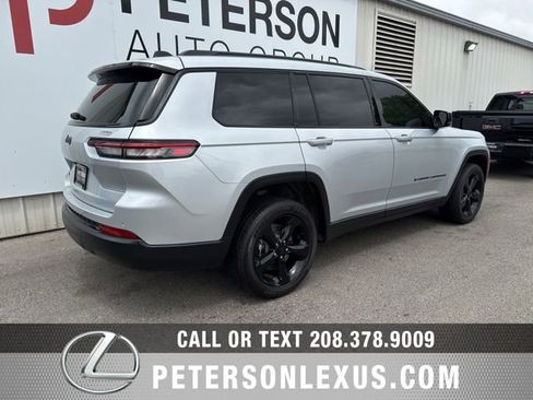 Used 2024 Jeep Grand Cherokee L Laredo AWD/4WD image 4