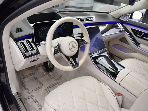 Certified 2022 Mercedes-Benz Maybach S 580 4MATIC image 23