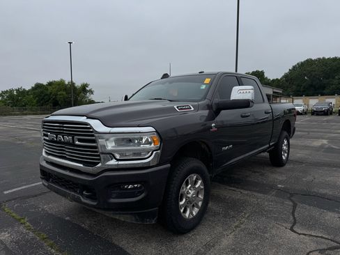Used 2024 RAM 2500 Laramie w/ Safety Group AWD/4WD image 4
