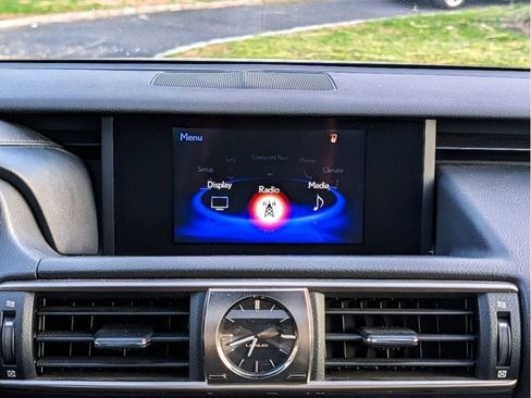 Used 2019 Lexus IS 300 F Sport w/ F Sport Package AWD/4WD image 24