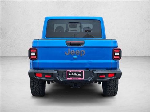New 2026 Jeep Gladiator Rubicon w/ Steel Power Dome Hood Package AWD/4WD image 8