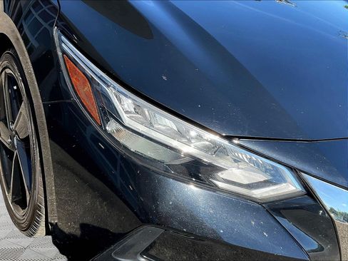 Used 2021 Nissan Sentra SR w/ Lighting Package FWD image 31