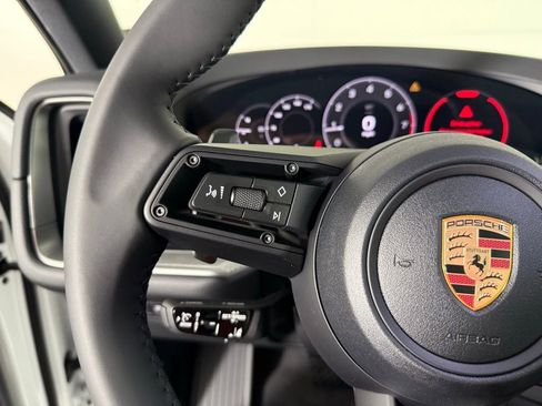 New 2026 Porsche Cayenne Coupe image 37