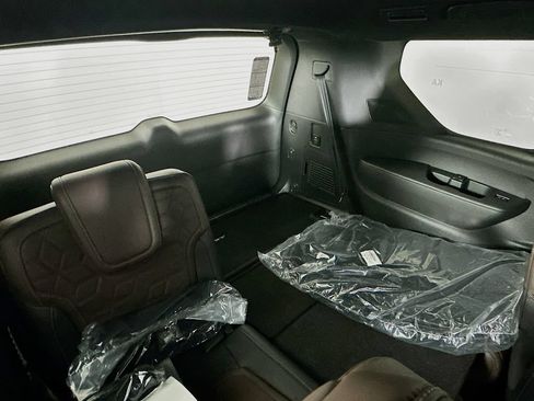 New 2026 Nissan Armada Platinum w/ Accent Package AWD/4WD image 35