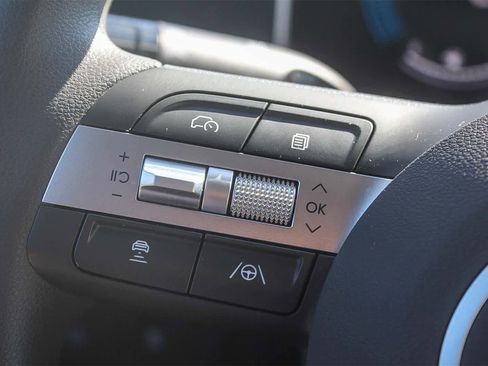 Certified 2025 Hyundai Sonata SE image 31