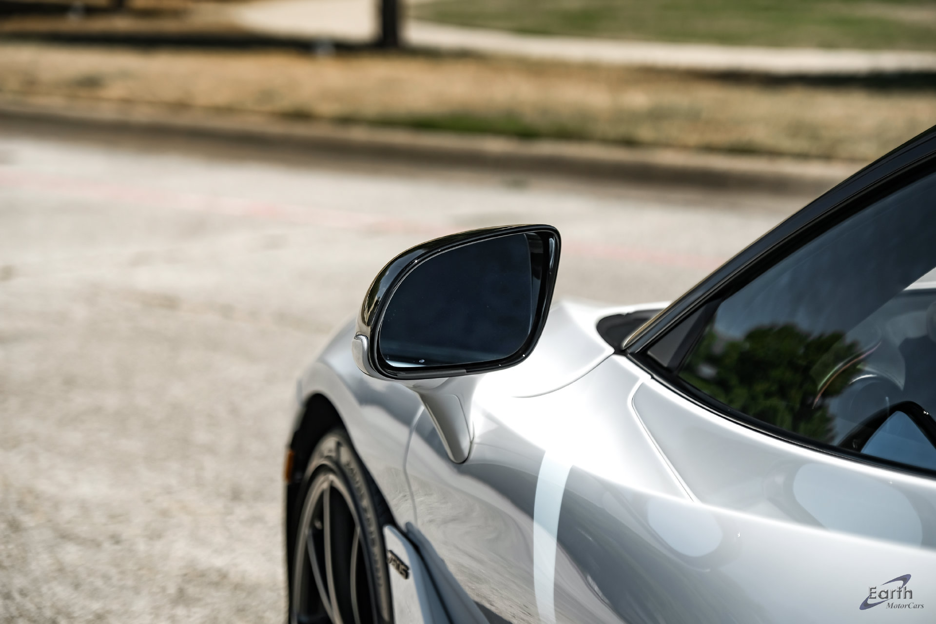 Used 2025 McLaren 750S Spider RWD image 46