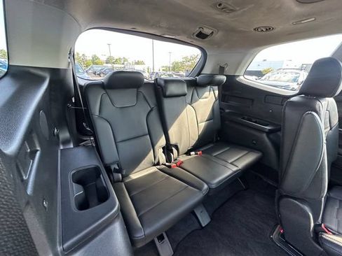 Used 2024 Kia Telluride SX Prestige AWD/4WD image 32