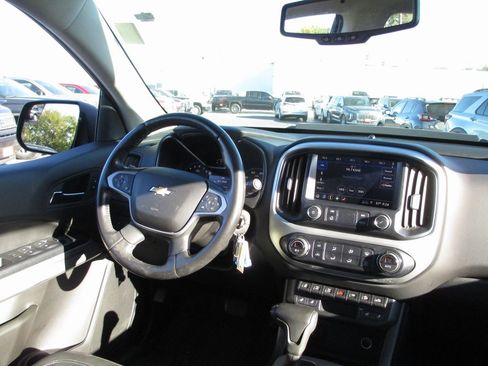 Used 2019 Chevrolet Colorado ZR2 image 22