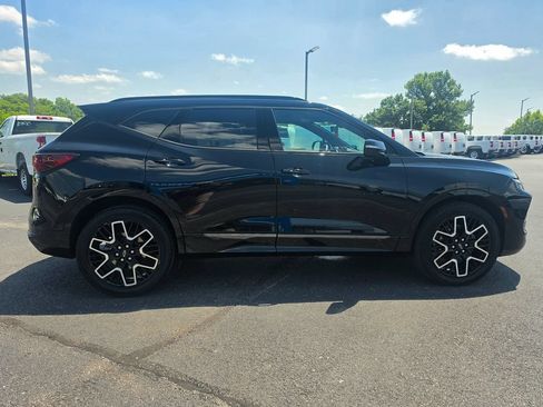 Used 2024 Chevrolet Blazer RS w/ Driver Confidence II Package AWD/4WD image 9