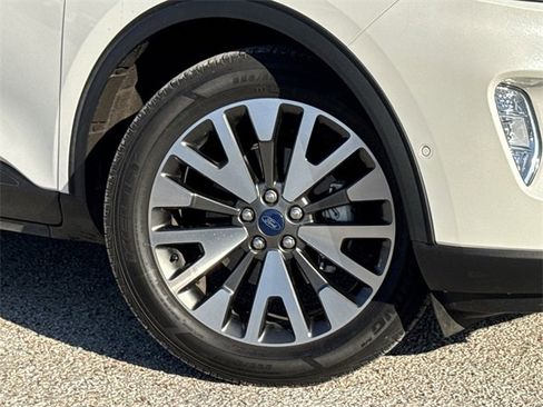 Certified 2020 Ford Escape Titanium image 35