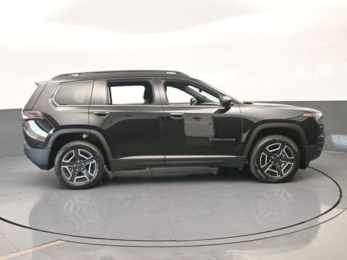 New 2026 Jeep Cherokee Laredo image 7