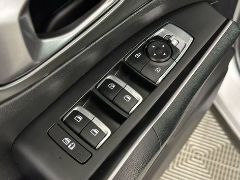 Used 2022 Kia Sorento S FWD image 36