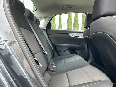 Used 2023 Kia Forte LXS FWD image 18