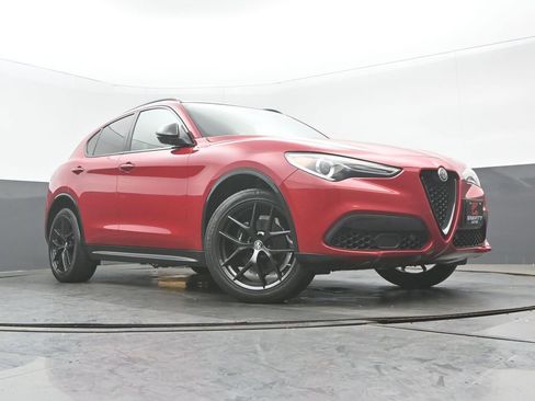 Used 2021 Alfa Romeo Stelvio Ti Sport AWD/4WD image 27