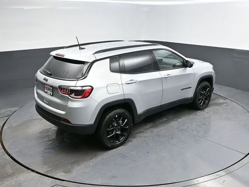 New 2026 Jeep Compass Latitude AWD/4WD image 36