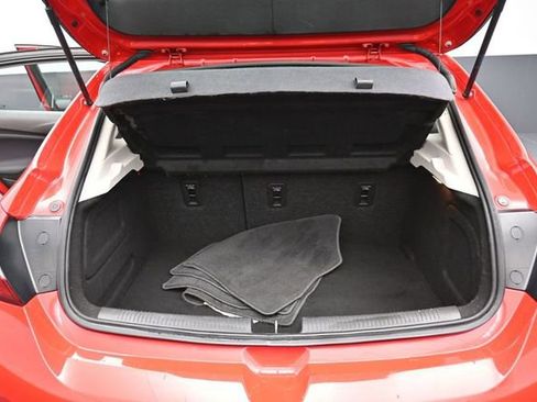 Used 2017 Chevrolet Cruze LT w/ Convenience Package FWD image 30