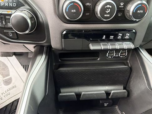 Used 2021 RAM 1500 Big Horn image 22