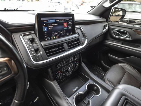 Used 2021 Chevrolet Tahoe High Country w/ Premium Package AWD/4WD image 16