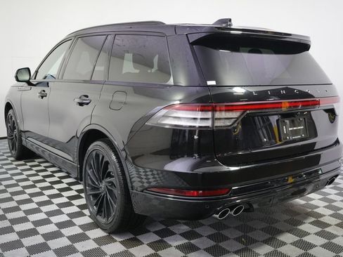 New 2026 Lincoln Aviator Reserve w/ Jet Appearance Package AWD/4WD image 4
