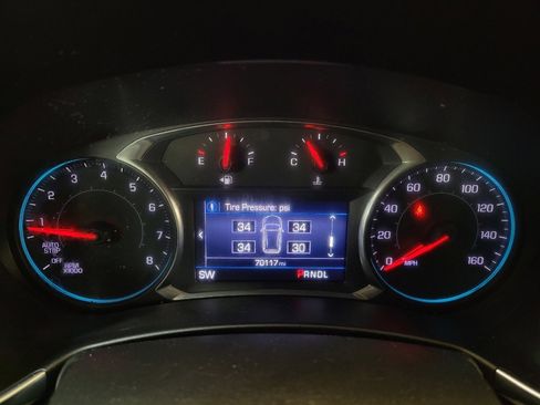 Used 2019 Chevrolet Equinox LT FWD image 23