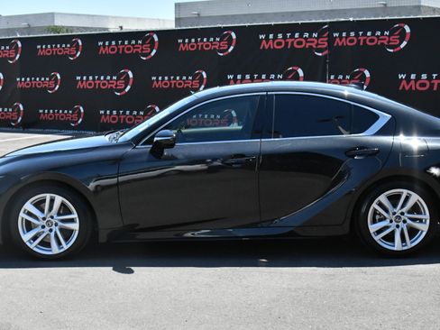 Used 2021 Lexus IS 300 w/ Comfort Package RWD image 4