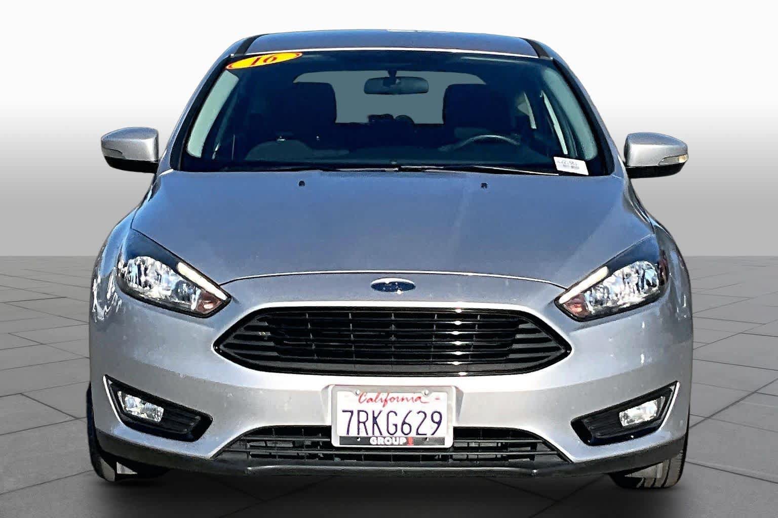 Used 2016 Ford Focus SE FWD image 3