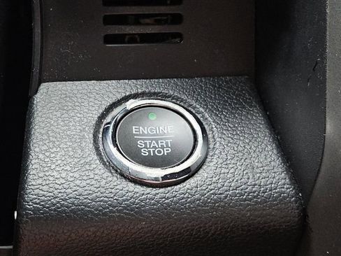 Used 2020 Ford Expedition XLT w/ Equipment Group 202A image 21