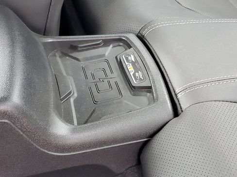 Used 2024 Chevrolet Camaro LT RWD image 28