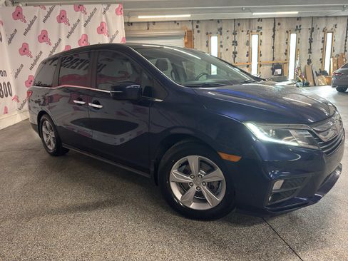 Used 2020 Honda Odyssey EX-L image 3