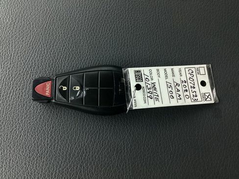 Used 2020 RAM 1500 Classic SLT image 40