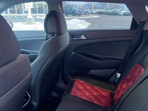 Used 2018 Hyundai Tucson Sport image 16