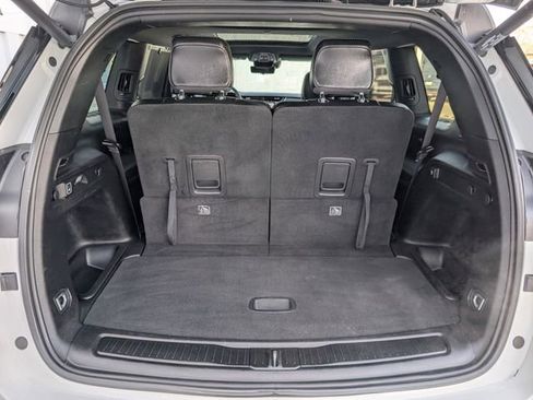 Used 2024 Jeep Grand Cherokee L Limited w/ Luxury Tech Group II image 29