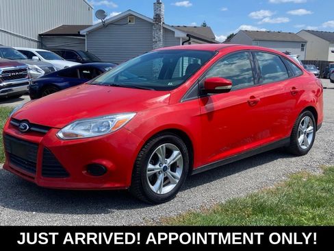 Used 2014 Ford Focus SE FWD image 1