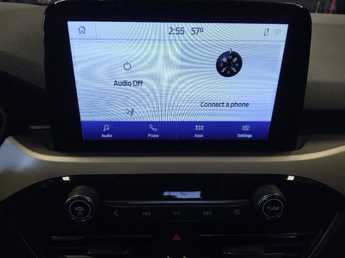 Used 2021 Ford Escape SE image 25