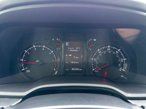 Used 2021 Toyota 4Runner Trail Special Edition AWD/4WD image 28