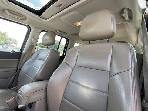 Used 2014 Jeep Patriot Limited w/ Sun/Sound Group AWD/4WD image 11