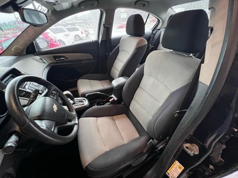 Used 2012 Chevrolet Cruze LS w/ Connectivity Package image 16