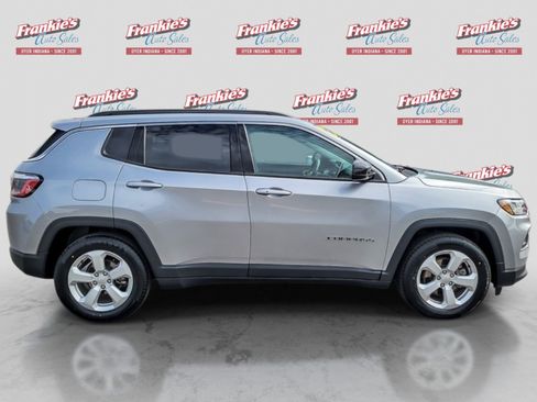 Used 2022 Jeep Compass Latitude w/ Sun and Sound Group FWD image 6