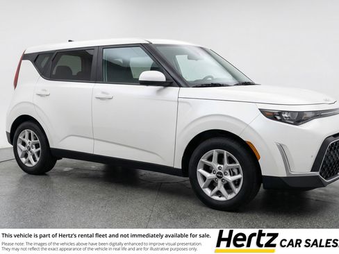 Used 2025 Kia Soul LX w/ LX Technology Package image 1