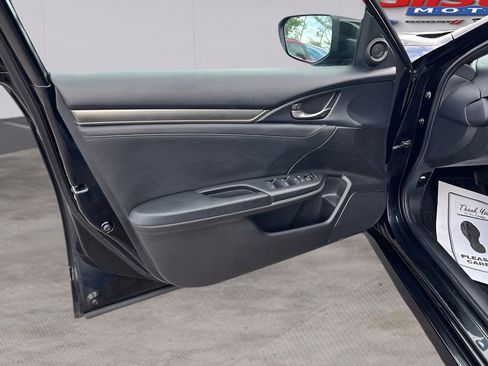 Used 2017 Honda Civic EX-L image 10