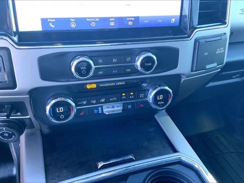 Used 2022 Ford F250 Lariat w/ Tremor Off-Road Package AWD/4WD image 34