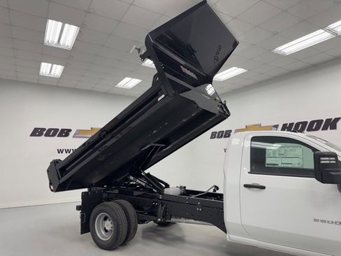 New 2025 Chevrolet Silverado 3500 W/T w/ WT Convenience Package image 31