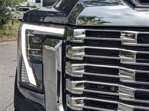 New 2025 GMC Sierra 2500 Denali w/ Denali Reserve Package image 11